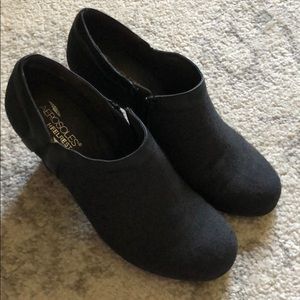 Aerosoles Heelrest Charcoal Booties - NWOT